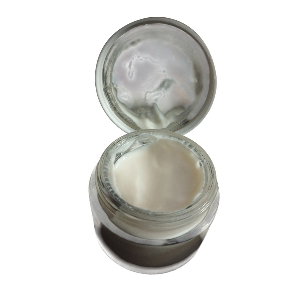OPEN BOX Perfectly Posh Never Grow Up Hydrating Face Creme Vitamin B & C 1.5 oz - Picture 4 of 4